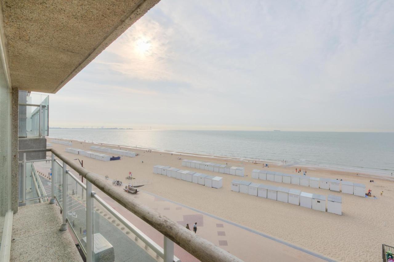 Appartementen Op De Zeedijk In Knokke Op De 1E, 3E, 4E En 7E Verdieping Εξωτερικό φωτογραφία